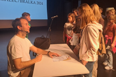 PODELITEV PRIZNANJ ZLATIM BRALCEM IN BRALKAM